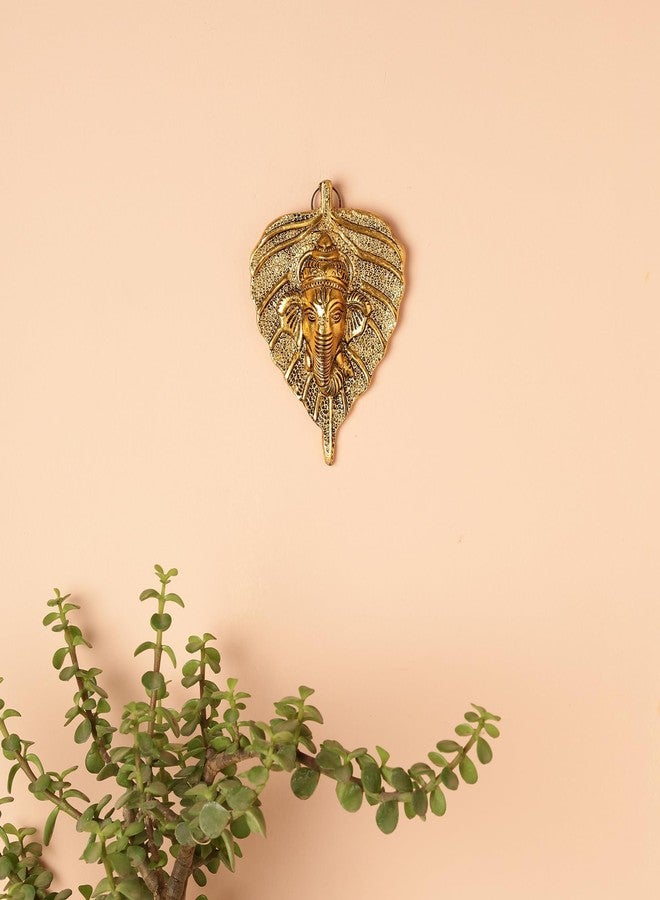 HEYEARTH Lord Ganesh Wall Hanging for Home Entrance,Ganesha Figurine,Lord Ganesha Idol Statue for Home Temple,Office,Gifts.Ganpati Ganesha Idol for Home Decor - Gold - 5 Inches - Image 2